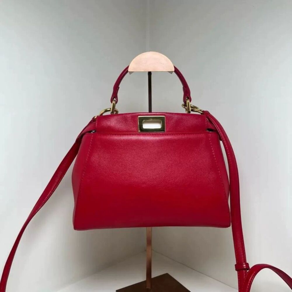 Fendi Women Pre-Loved Bag Very Good Condition